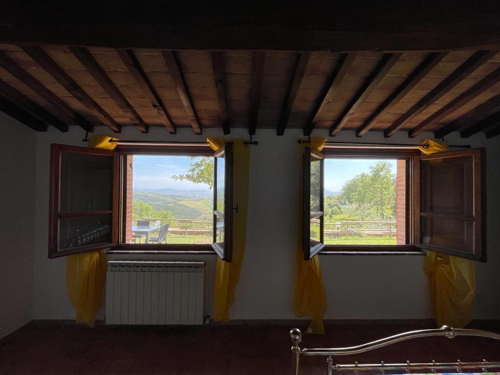 Casa Di Campagna In Collina Tatti Экстерьер фото