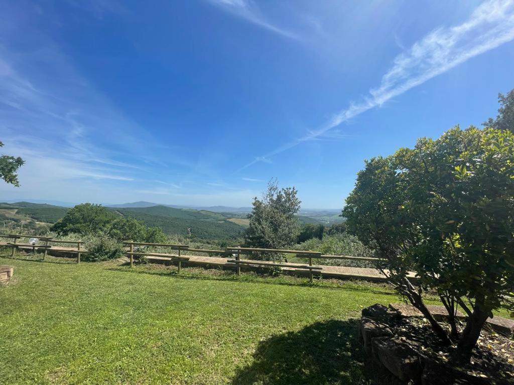 Casa Di Campagna In Collina Tatti Экстерьер фото